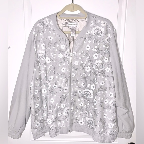 Drapers & Damond Jackets & Blazers - DRAPER’S & DAMON’S Floral Embroidered Bomber Jacket